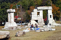 石彫刻広場